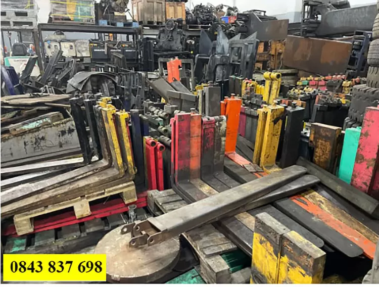 cang xe nang Nhat bai